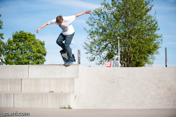 Foto: Sörfi | Trick: Bs Noseblunt