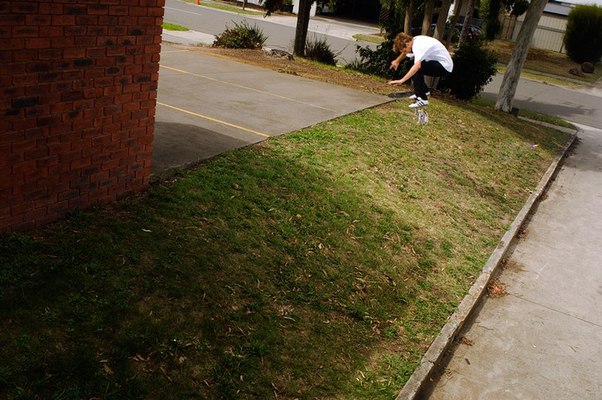 Foto: Dylan Skewes | Trick: Bs Heelflip